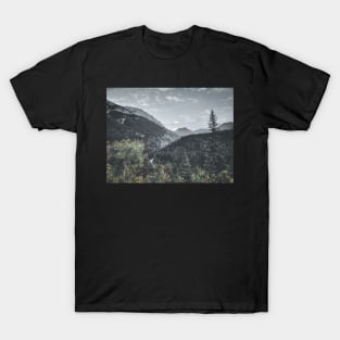 Jasper National Park Mountain Landscape Photography V3 T-Shirt